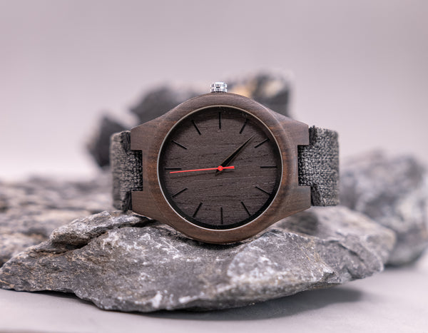 Derichi Dark Canvas Wooden Watch